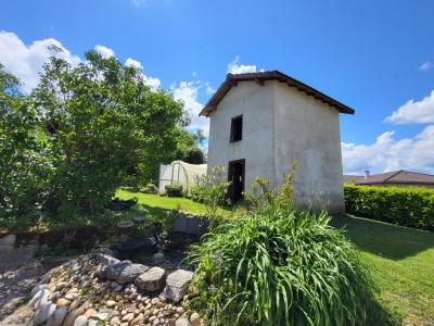 For sale 6 rooms 176 m2 Ain (01320) photo 1