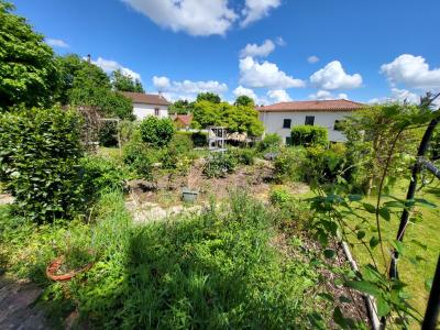 For sale 6 rooms 176 m2 Ain (01320) photo 4