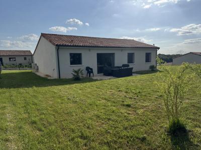 For sale 4 rooms 88 m2 Tarn (81120) photo 1