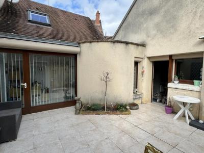 For sale VIEILLE VILLE 5 rooms 117 m2 Cher (18200) photo 3