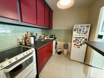 For sale BOULEVARD DES PYRNES 1 room 43 m2 Pyrenees atlantiques (64000) photo 2