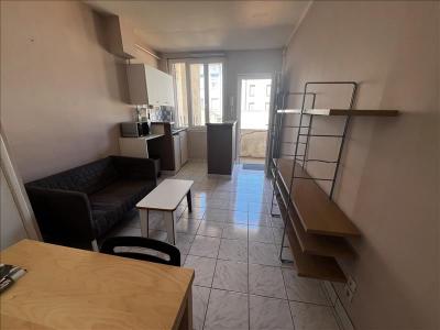 For rent Lyon-7eme-arrondissement 2 rooms 29 m2 Rhone (69007) photo 1