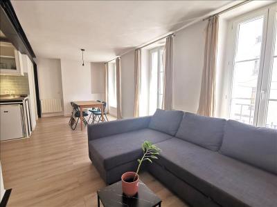 Louer Appartement 39 m2 Paris-10eme-arrondissement