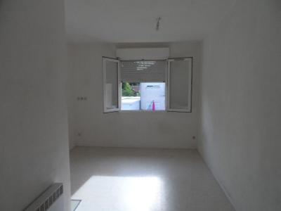 For rent Pessac 1 room 20 m2 Gironde (33600) photo 0