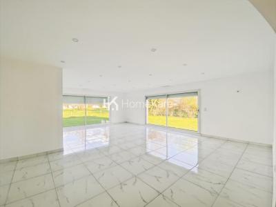 For sale Castelsarrasin 6 rooms 200 m2 Tarn et garonne (82100) photo 1