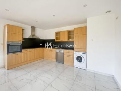 For sale Castelsarrasin 6 rooms 200 m2 Tarn et garonne (82100) photo 2