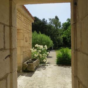 For sale Fontenay-le-comte 12 rooms 400 m2 Vendee (85200) photo 3