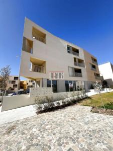 Louer Maison Hyeres 2804 euros