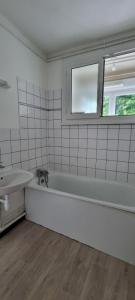 Louer Appartement Plombieres-les-bains 301 euros