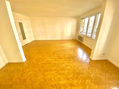 For rent Lyon-6eme-arrondissement 5 rooms 111 m2 Rhone (69006) photo 3