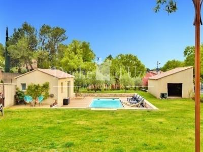 For sale Uzes 4 rooms 175 m2 Gard (30700) photo 1