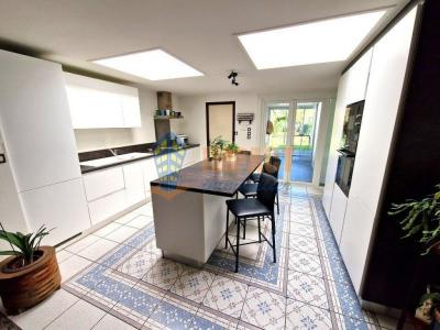For sale Loos 4 rooms 110 m2 Nord (59120) photo 1