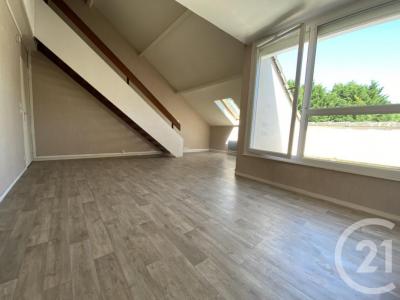 For rent Folembray 3 rooms 68 m2 Aisne (02670) photo 1