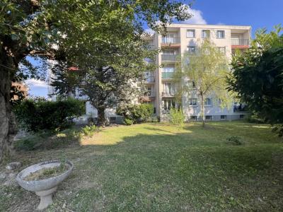 For sale Clayes-sous-bois 5 rooms 101 m2 Yvelines (78340) photo 0