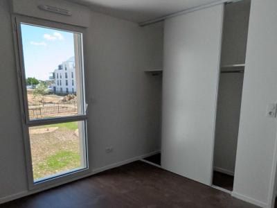 For rent Tours 2 rooms 44 m2 Indre et loire (37000) photo 3