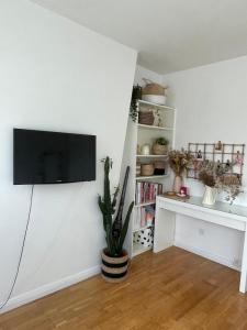 Annonce Location Appartement Paris-18eme-arrondissement 75