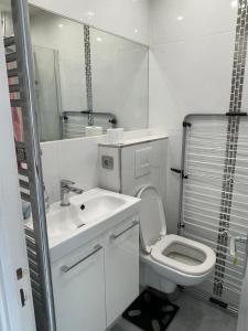 Louer Appartement Paris-18eme-arrondissement 1052 euros