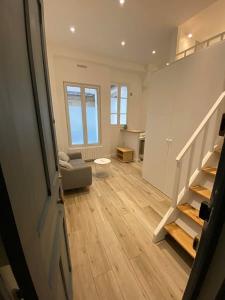 For rent Paris-10eme-arrondissement 1 room 23 m2 Paris (75010) photo 2