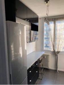 For rent Caluire-et-cuire 2 rooms 59 m2 Rhone (69300) photo 3