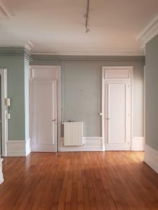 For rent Lyon-6eme-arrondissement 4 rooms 142 m2 Rhone (69006) photo 4