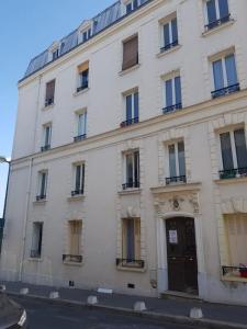For rent Colombes 1 room 48 m2 Hauts de Seine (92700) photo 0