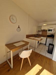 For rent Nantes 1 room 23 m2 Loire atlantique (44100) photo 3