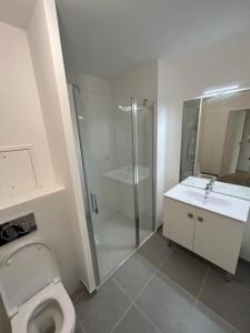 For sale Villeneuve-la-garenne 2 rooms 45 m2 Hauts de Seine (92390) photo 4