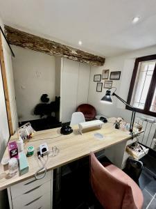 For sale CENTRE VILLE 4 rooms 75 m2 Gard (30800) photo 3