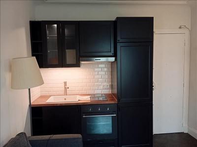 Louer Appartement 27 m2 Paris-18eme-arrondissement