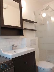 Louer Appartement Paris-18eme-arrondissement 1250 euros