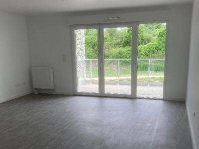 Louer Appartement 42 m2 Laval
