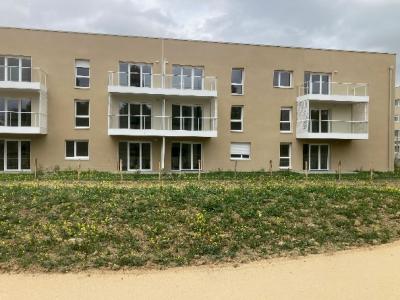 Louer Appartement Laval 555 euros