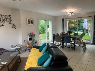 For sale Auray 5 rooms 84 m2 Morbihan (56400) photo 2