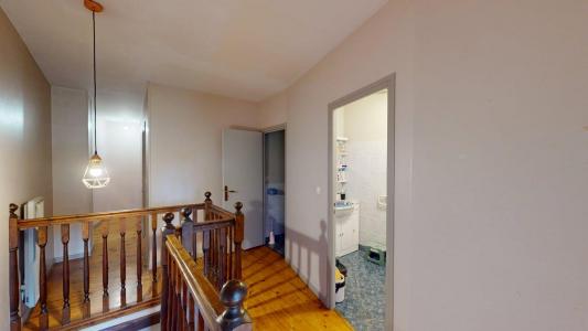 For sale Lhuis 6 rooms 124 m2 Ain (01680) photo 4