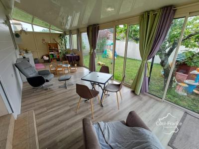 Acheter Maison 136 m2 Saint-etienne-de-fontbellon