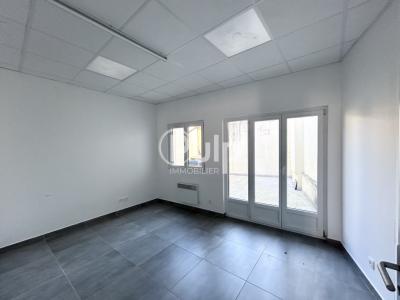 Louer Local commercial Sin-le-noble Nord