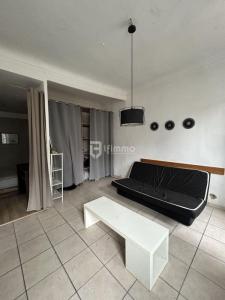 For sale Marseille-6eme-arrondissement 2 rooms 33 m2 Bouches du Rhone (13006) photo 1