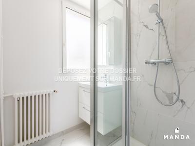 For rent Issy-les-moulineaux 2 rooms 47 m2 Hauts de Seine (92130) photo 3