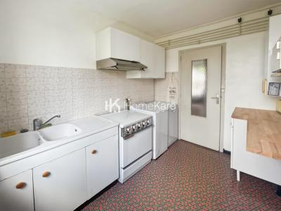 For sale Pessac 4 rooms 80 m2 Gironde (33600) photo 3