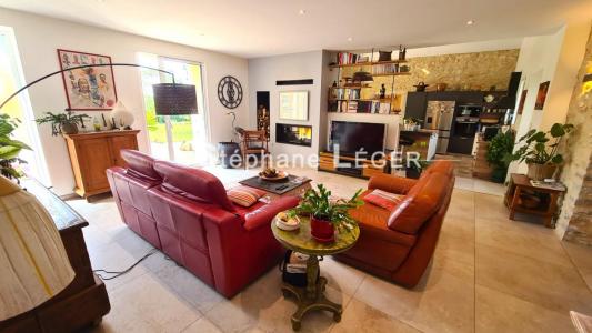 For sale Montelimar 7 rooms 170 m2 Drome (26200) photo 2