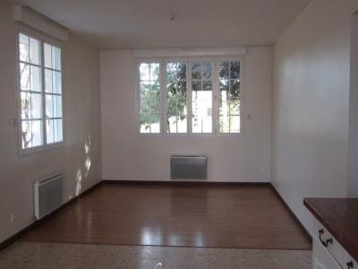 Acheter Immeuble Saintes 550000 euros