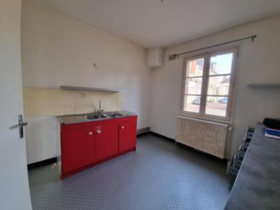 For sale Lorris 3 rooms 80 m2 Loiret (45260) photo 1