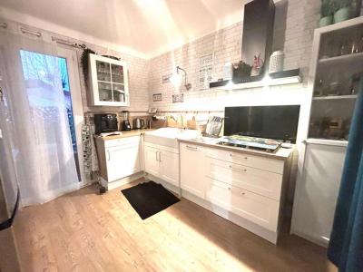 For sale Bron 4 rooms 88 m2 Rhone (69500) photo 1