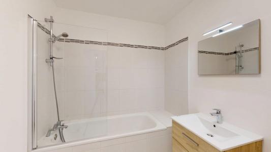 For rent Bordeaux 85 m2 Gironde (33800) photo 2
