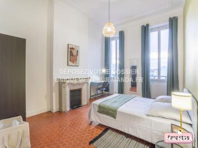 Louer Appartement 142 m2 Marseille-1er-arrondissement