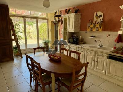 For sale Cinqueux 4 rooms 142 m2 Oise (60940) photo 2