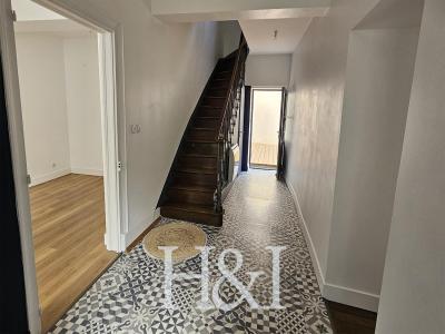 For sale Poitiers 6 rooms 185 m2 Vienne (86000) photo 3