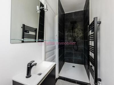 Acheter Immeuble Villeneuve-le-roi 685000 euros