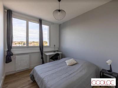 For rent Pierre-benite 1 room 20 m2 Rhone (69310) photo 1