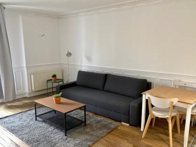 For rent Paris-19eme-arrondissement 2 rooms 45 m2 Paris (75019) photo 0
